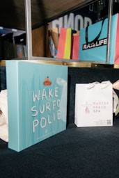 WakeSurf Polia
